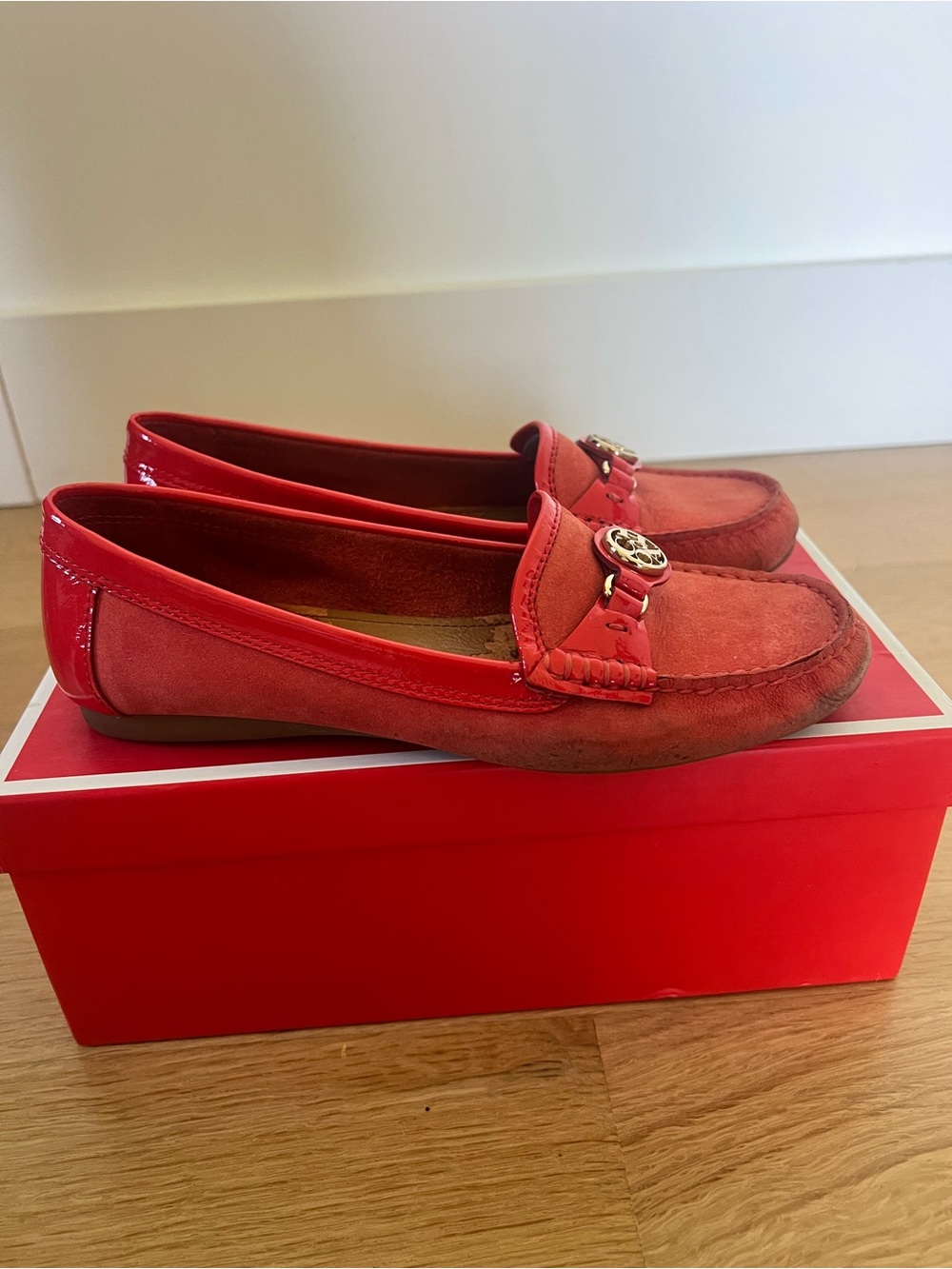 Coach Red Nubuck Nicola Moccasin with Gold Logo - Picture 4 of 6